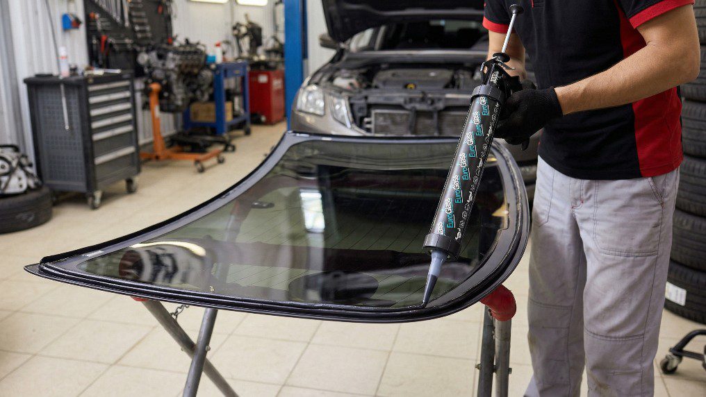 Was ist PU-Autoglaskleber?